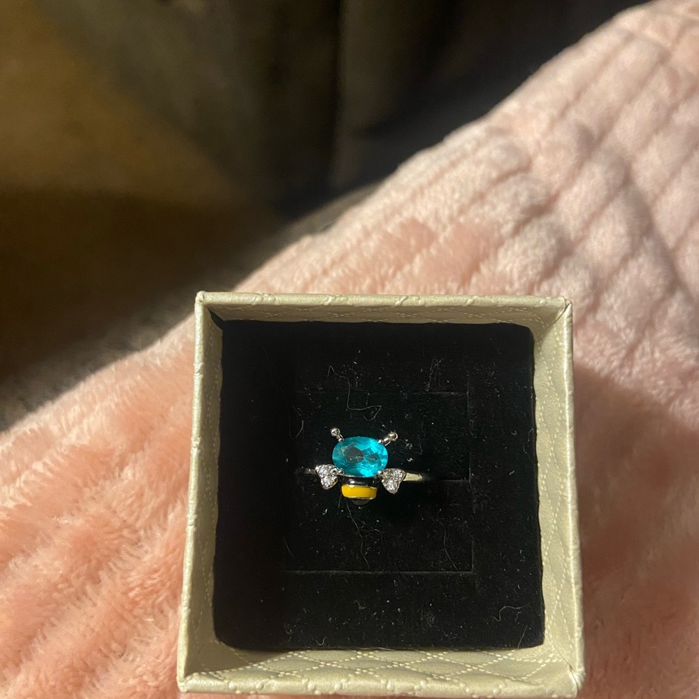 Elegant Silver and Blue Bee Ring